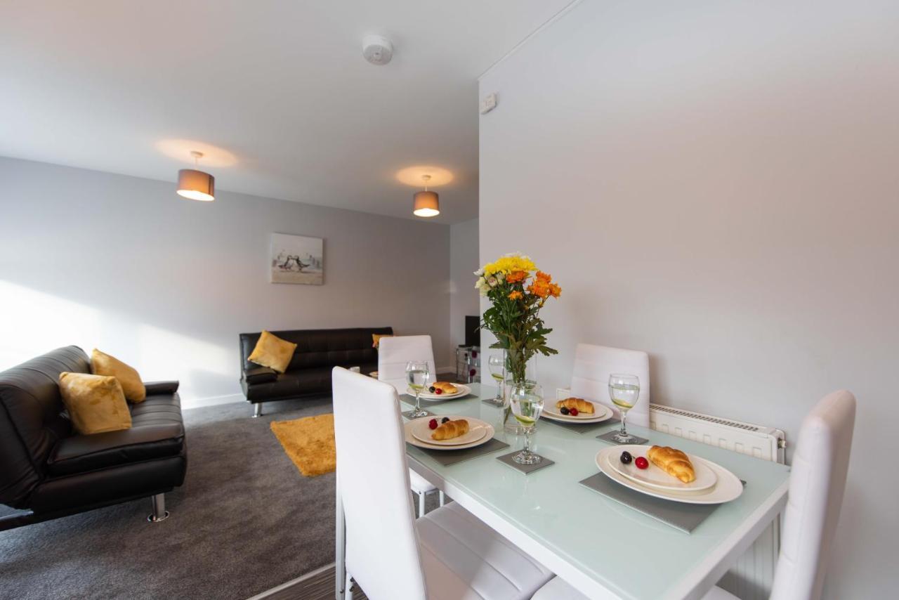 Premier - Wishaw En-Suite Apartment エクステリア 写真